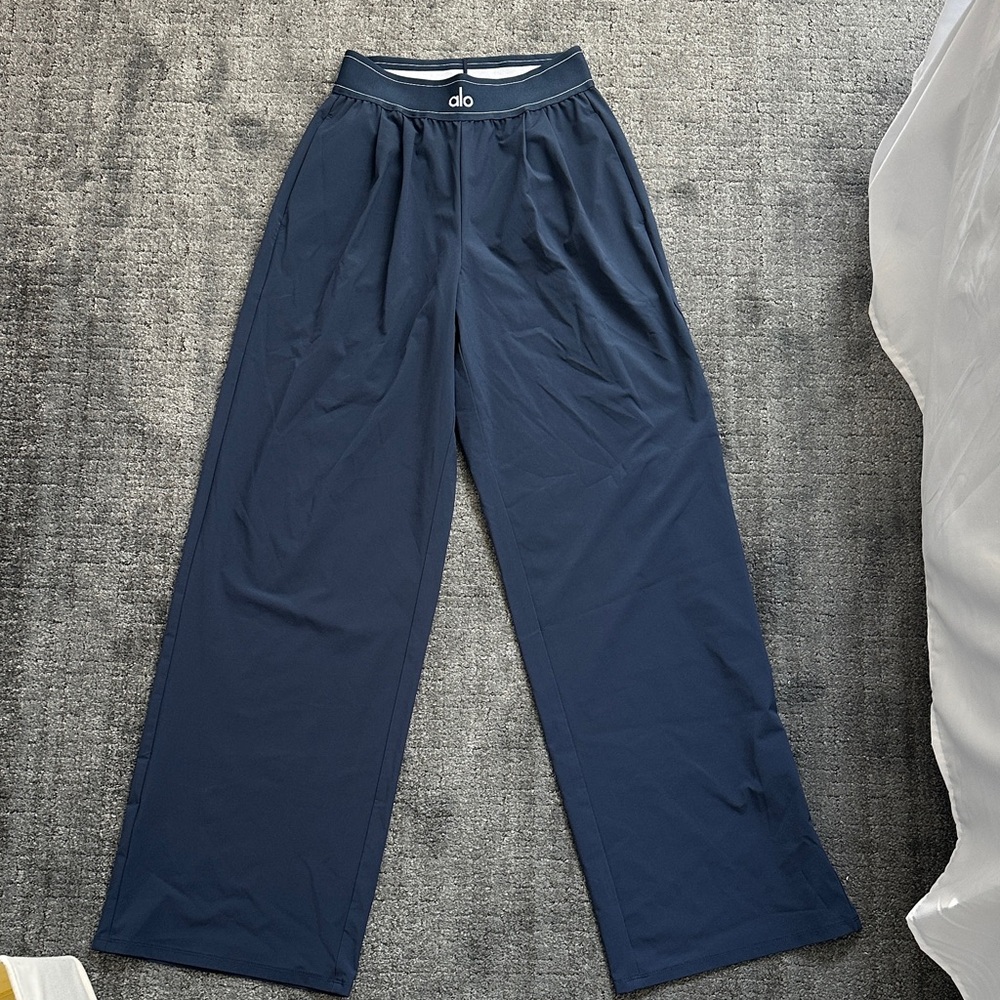 ALO Yoga Navy Wide-Leg Pants